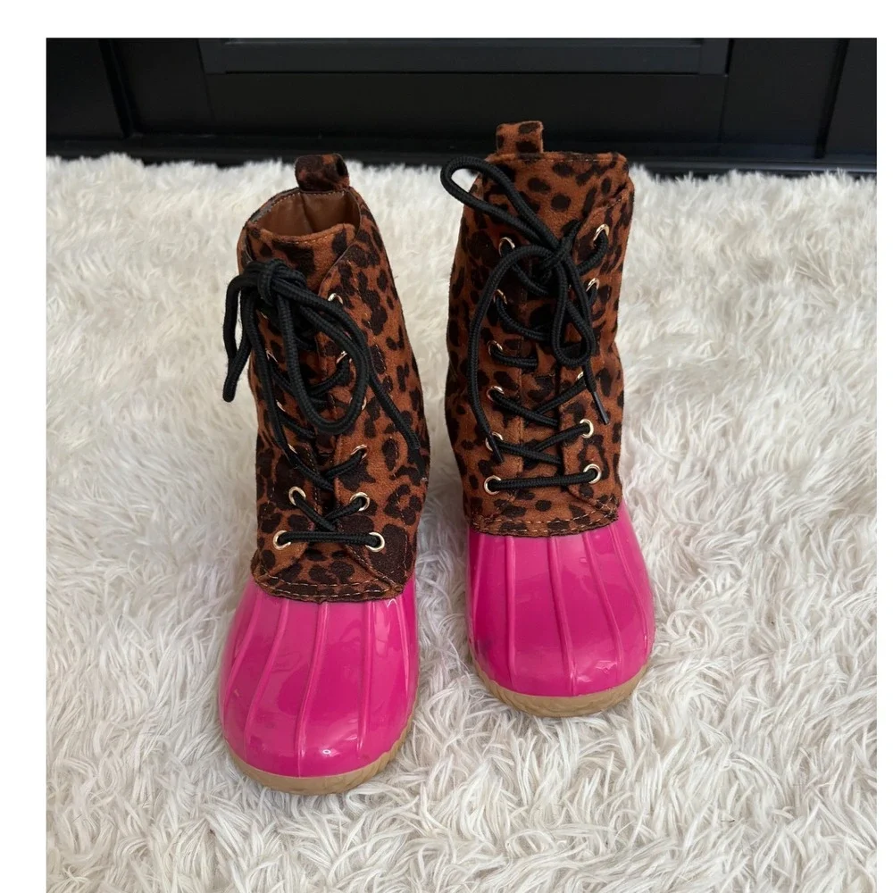 Cape Robbin Leopard Print‎ Duck Boots Hot Pink Rubber Women's Size 5 Rain Boots